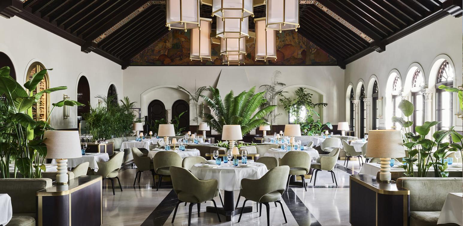Lido Restaurant at The Four Seasons at The Surf Club