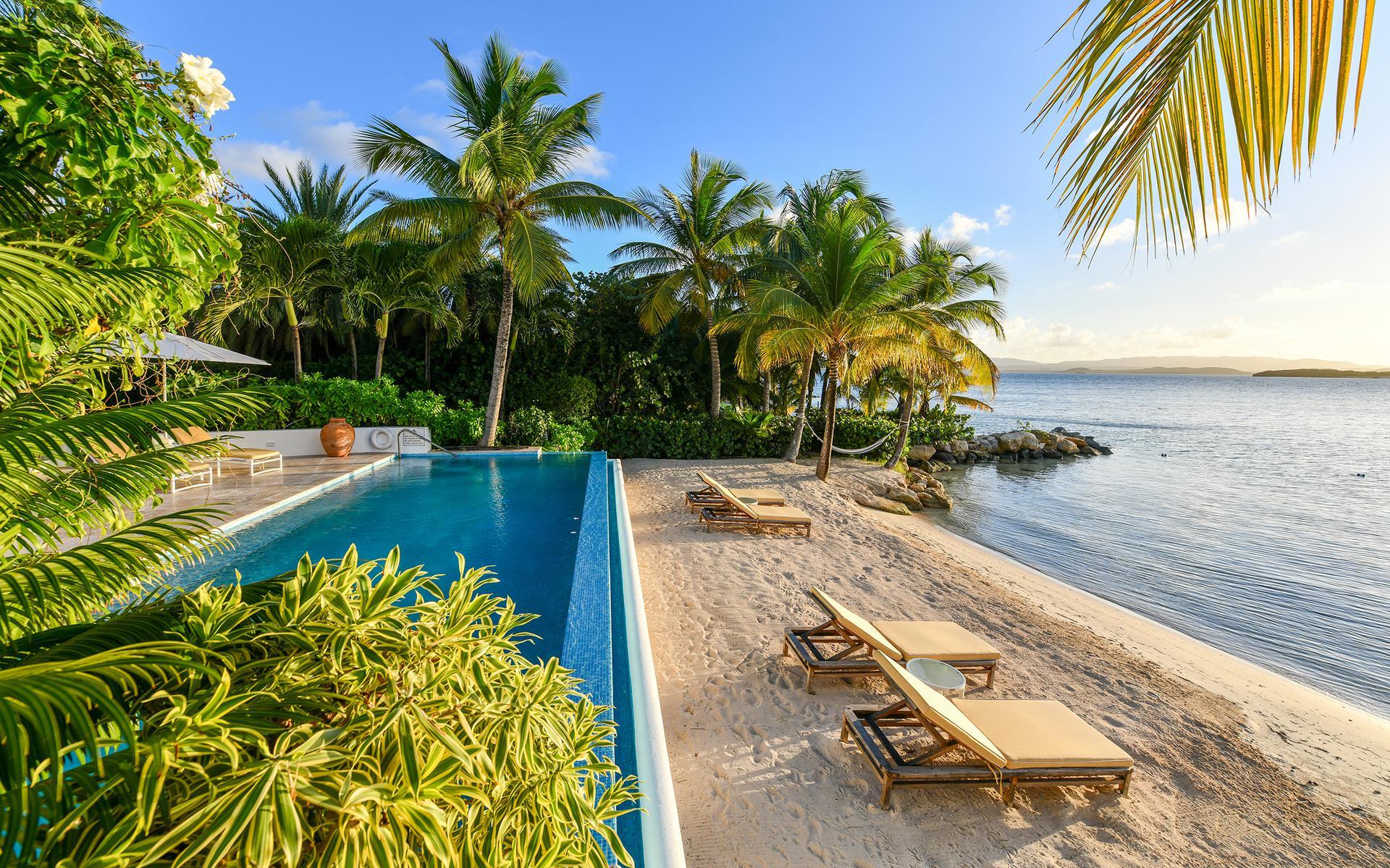 Four-Bedroom Sandy Cove Villa at Jumby Bay Island